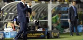 La bronca de Quinteros: "Un línea con vista biónica nos anuló el gol"