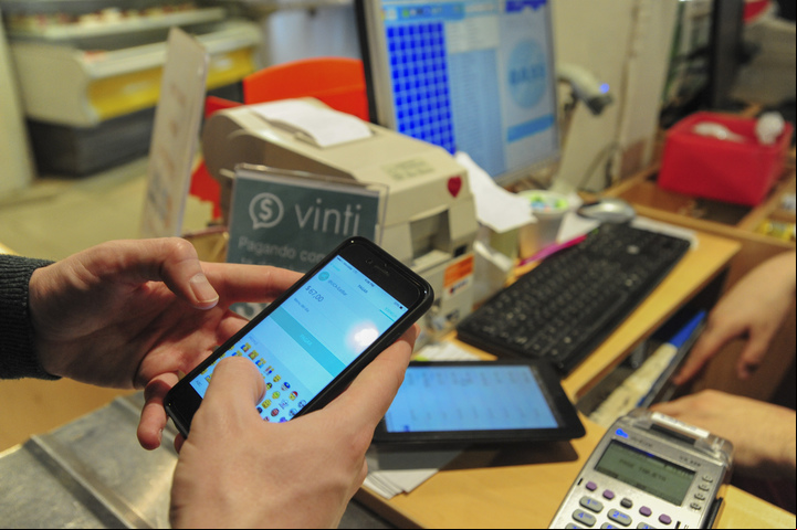 Las billeteras virtuales podrán optar por entregar un alias para enviar o recibir efectivo hacia o desde cualquier banco. Foto: Mario Quinteros