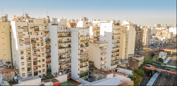 Otro golpe al bolsillo: las expensas subieron al menos 18% y calculan que se vienen meses más complicados