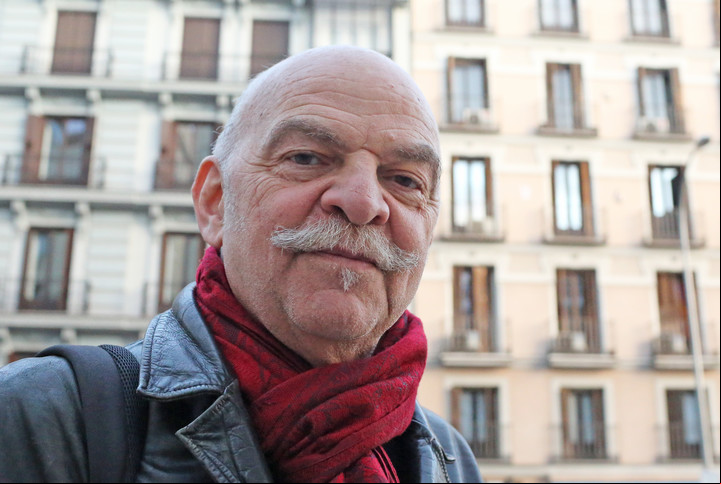 Martín Caparrós hizo un texto irónico tras la fraase de Diego "Que la chupen, que la sigan chupando).
Photo CEZARO LUCA