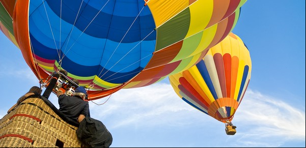 Paseos en globo aerostático por Argentina: los mejores destinos para vivir la experiencia desde el cielo en vacaciones de invierno