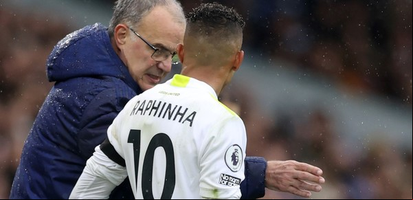 La mano de Bielsa: Leeds factura más de cien millones de euros por dos jugadores que moldeó el DT argentino