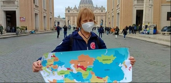 Con 72 años hará el camino de Marco Polo: unirá a pie Venecia con Pekín