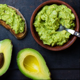 Una dieta de mejor calidad y menos colesterol: los beneficios de consumir una palta al día