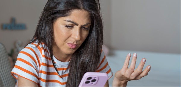 Cómo bloquear páginas no deseadas en el celular