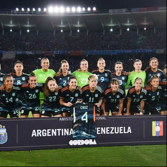La selección Argentina de fútbol femenino jugará ante Perú su partido despedida antes del Mundial
