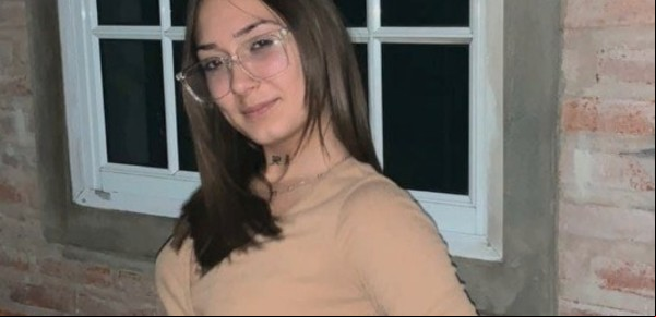 Conmoción en Mar del Plata: una estudiante de 17 años murió al caer desde un octavo piso durante su viaje de egresados