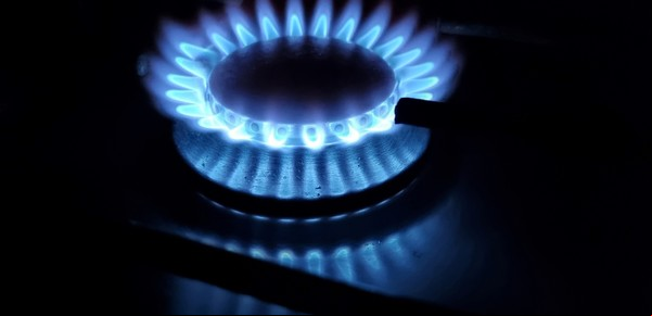 Gas: el Gobierno aumentó las tarifas para financiar la zona fría, el único fondo fiduciario que no elimina Milei