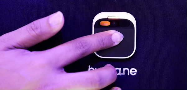 El triste final de AI Pin, el dispositivo que prometía reemplazar a los celulares y terminó siendo un fracaso