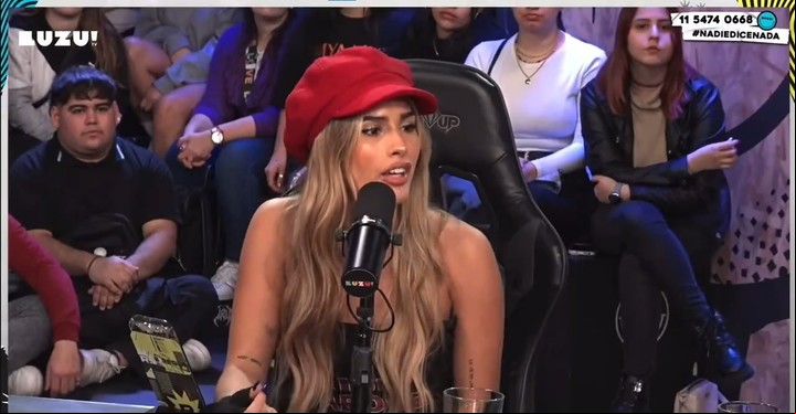Julieta Poggio explicó cómo elige las temáticas para sus canciones.