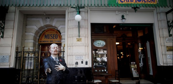 Lorca, Alfonsina y Cortázar: los bares históricos donde se gestó la intelectualidad porteña y aún se pueden visitar