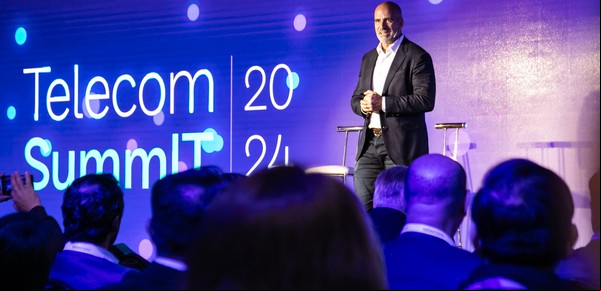 Telecom Summit 2024: cuántos s se conectan a la red 5G y cómo se está usando la IA en el mundo de los negocios