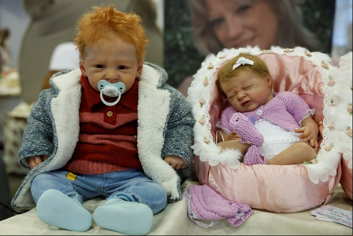Los motivos para tener un bebé reborn.