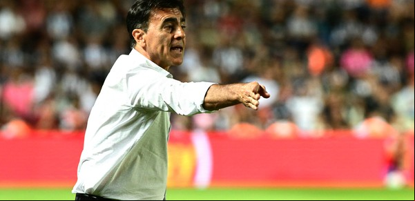 Gremio de Brasil anunció a Gustavo Quinteros como DT con un video, a una semana de su polémica ausencia en la final perdida por Vélez