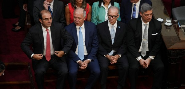 Graves errores con los jueces, el Golpe que imagina Bullrich y la foto que se perdió Milei
