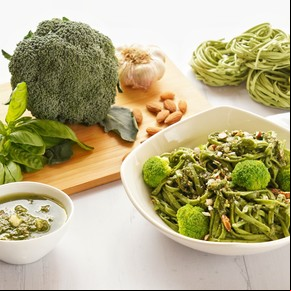 Fideos verdes con brócoli 