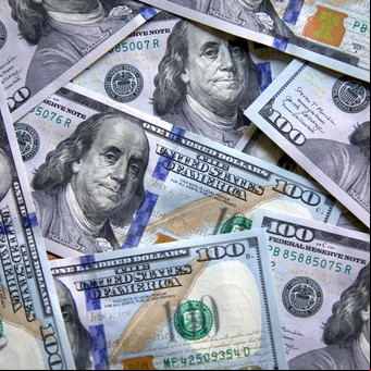 Comprar dólares sin cepo: 3 claves para acceder a un mejor precio y que tus pesos rindan más