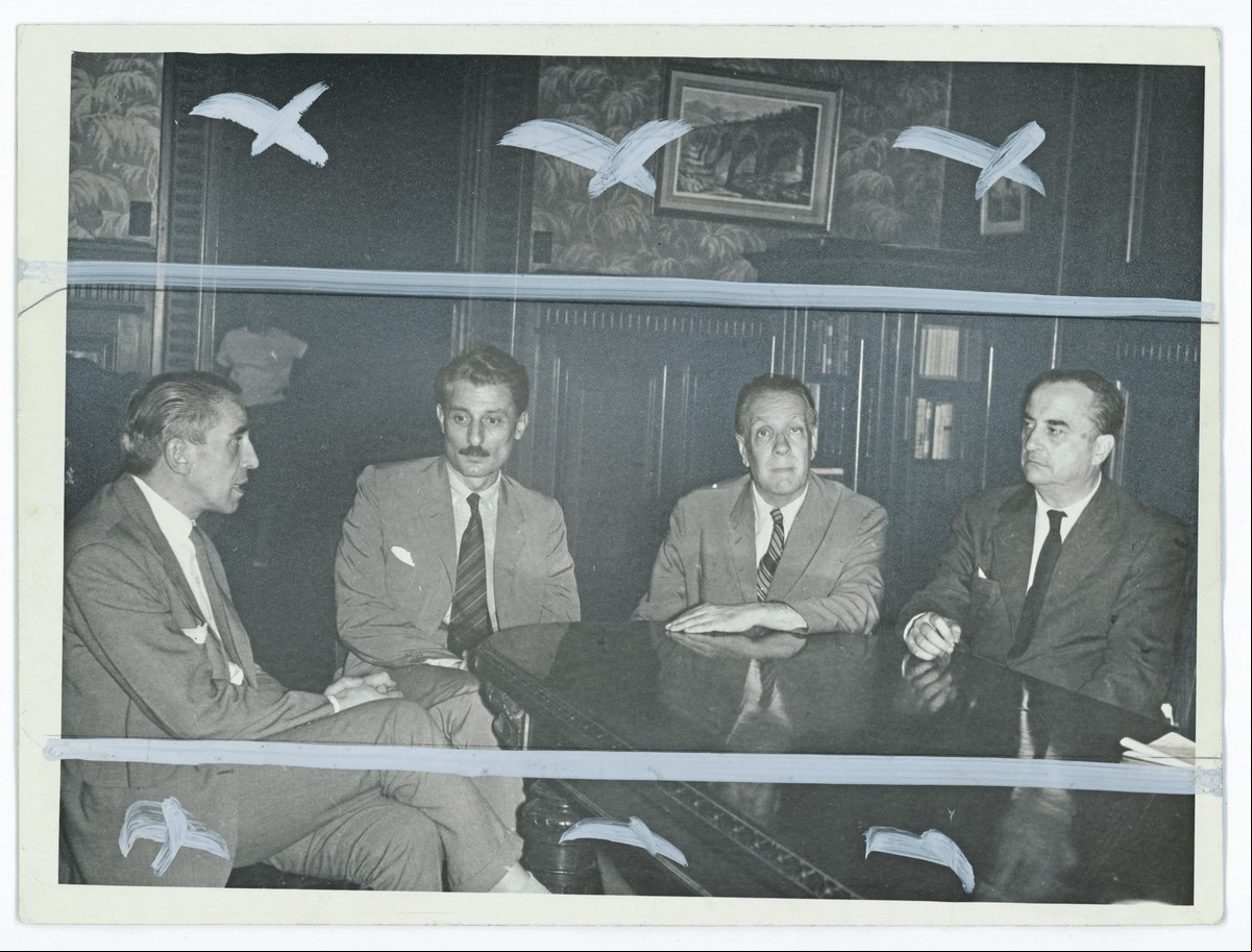 Borges, en la sede de la Biblioteca Nacional de la calle México. Archivo