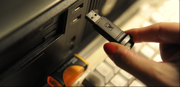 No tires tu pendrive viejo: 6 formas inteligentes de reciclarlo y volverlo útil otra vez