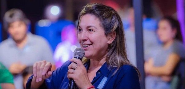 Polémica con una intendenta de Catamarca: faltó al acto del 25 de Mayo, dijo que estaba enferma, pero se había ido al Caribe