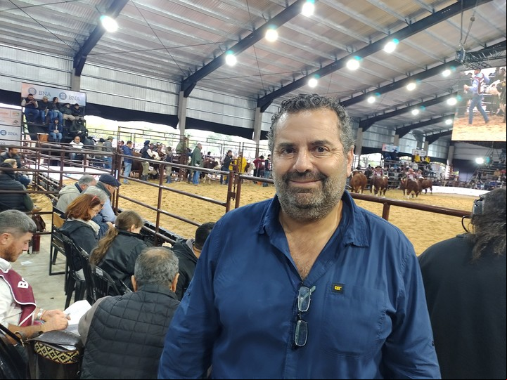 Juan Manuel Alberro, presidente de la Asociación Braford Argentina y criador en la localidad de Villa Minetti, en el noroeste de Santa Fe.