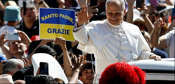 Fuerte crítica del Papa León XIV a la propia Iglesia Católica: "Una religión moralista, pesada y poco atractiva"