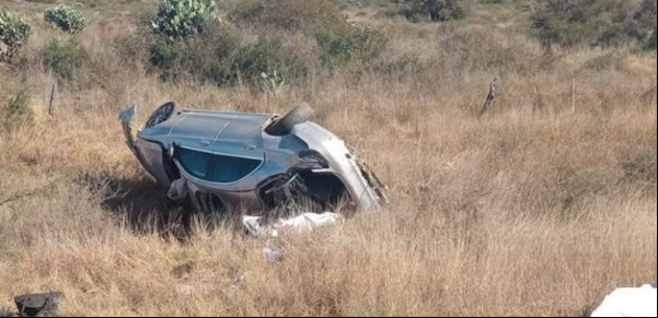 Tres personas que viajaban desde Córdoba hacia Santiago del Estero murieron en un vuelco en la ruta 9