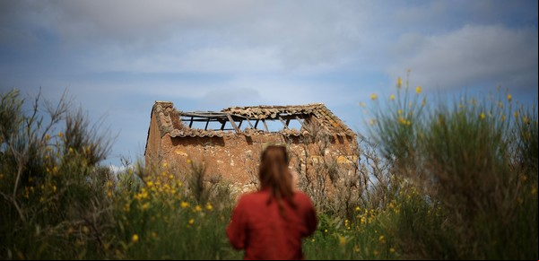 "Una aguja en un pajar": a Madeleine McCann la buscan entre casas en ruinas, un acantilado y un pozo