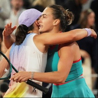 Roland Garros 2025: Sabalenka cortó al extenso invicto de Swiatek y jugará la final con Gauff que le puso final al sueño de la "cenicienta" Boisson