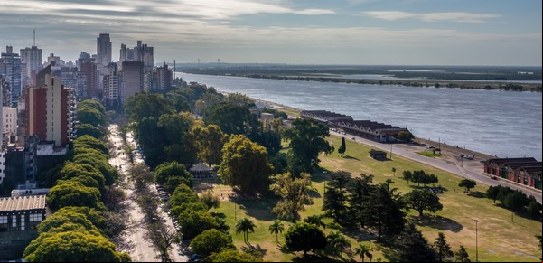 A este lugar lo llaman "la Barcelona" Argentina: cómo visitarla y cuáles son las similitudes con la ciudad española