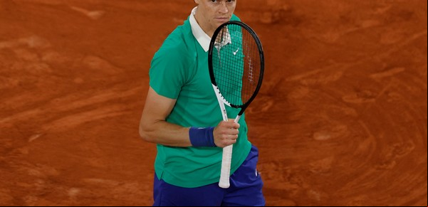 Roland Garros: Sinner, a pura potencia, eliminó a Djokovic y jugará la final soñada contra Alcaraz