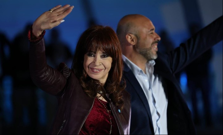 Cristina Kirchner con el candidato a gobernador del PJ en Corrientes, Martín Ascúa.